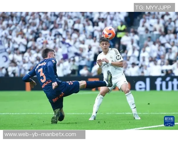 维尼修斯社交媒体分享照片激励球队期待国家德比盛战明日相见共享激情时刻