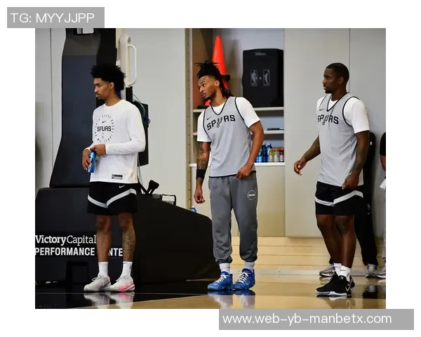 马刺主场对决勇士迪伦哈珀缺阵其他球员全力出战 马刺主场对决勇士迪伦哈珀缺阵其他球员全力出战